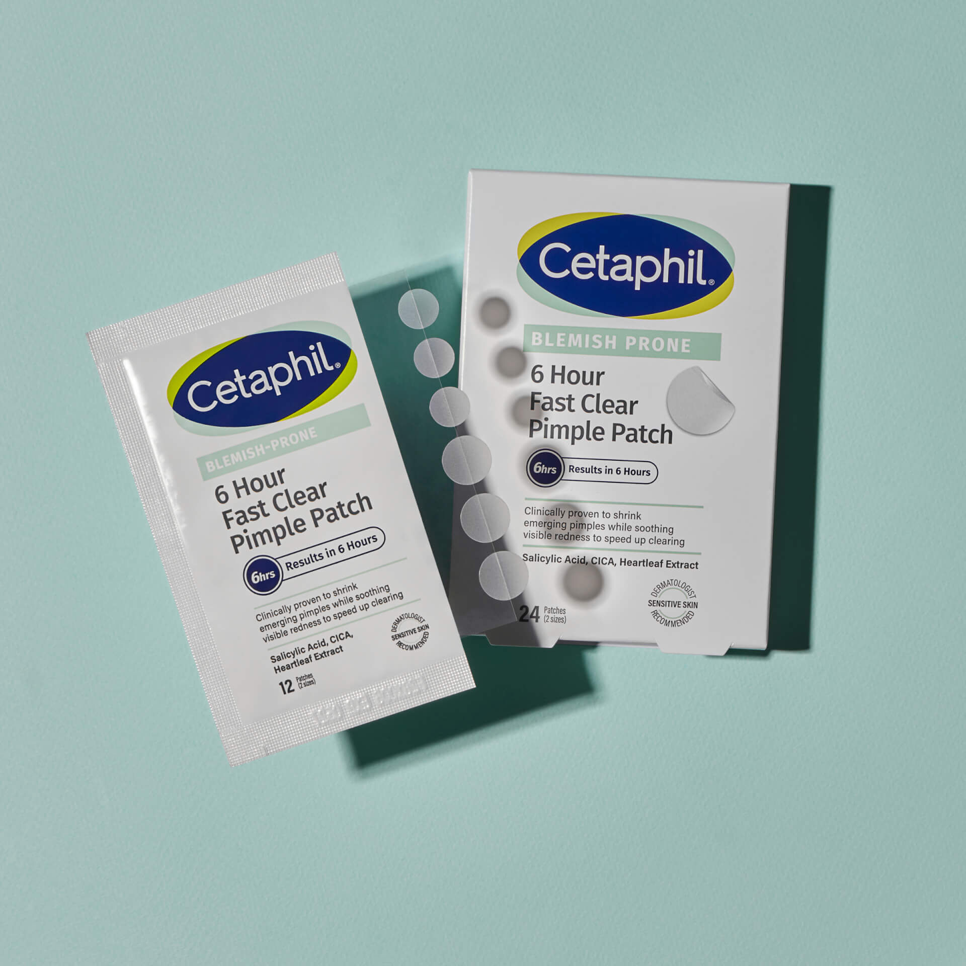 Blister plastrów na pryszcze Cetaphil ułożony na ich opakowaniach.